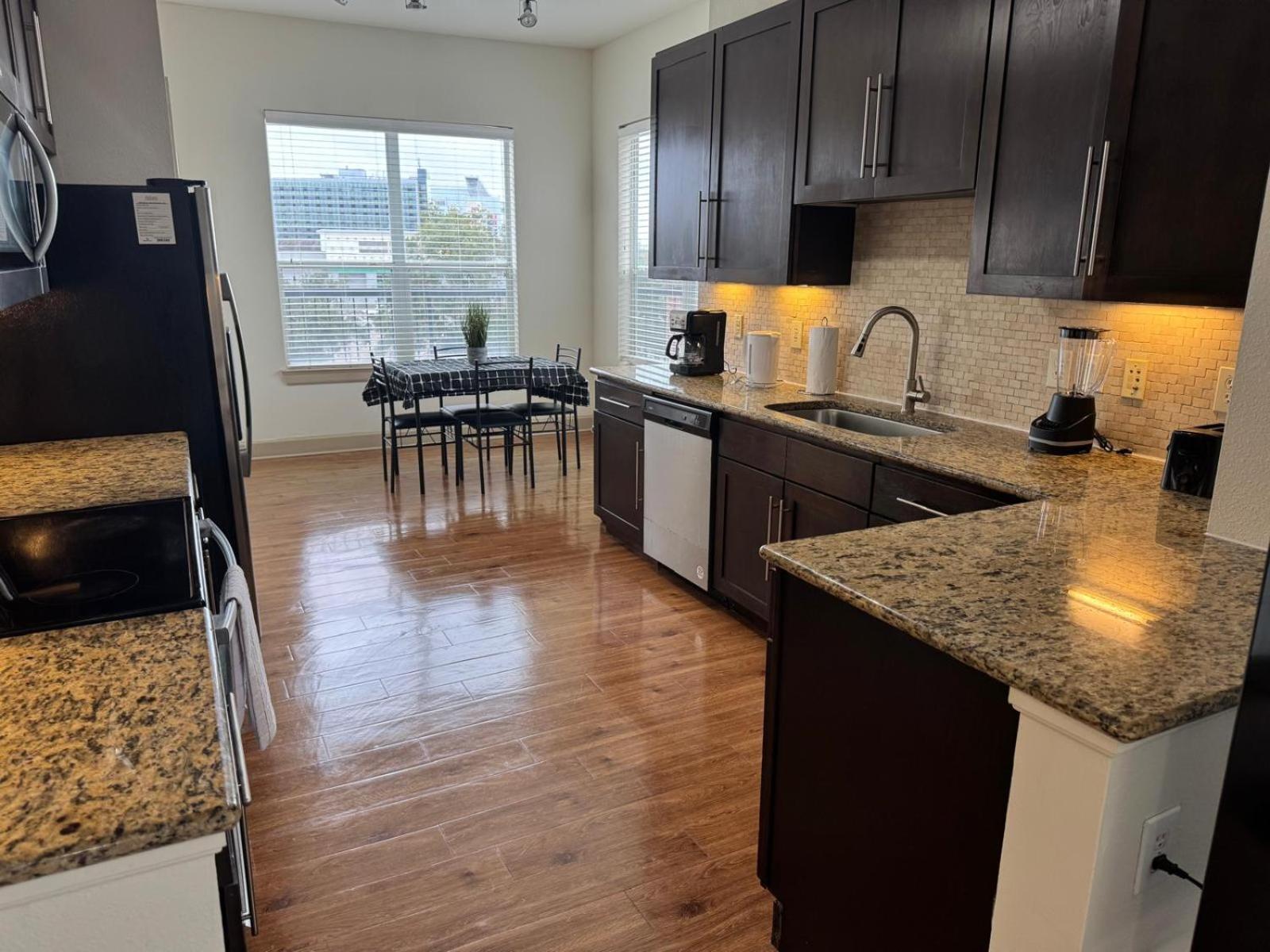Gorgeous Furnished Apartments Near Texas Medical Center & Nrg Stadium Х'юстон Номер фото